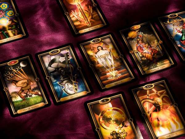 How to Read Tarot Cards